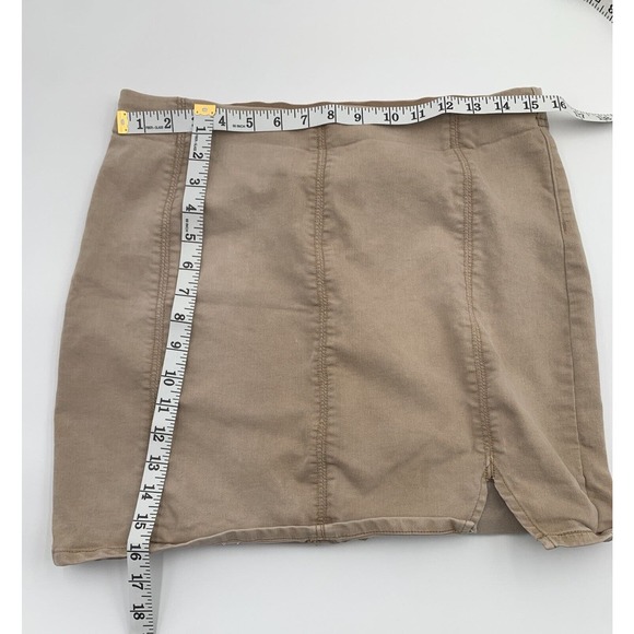 Free People Stretchy Tan‎ Mini Skirt Size Large - Picture 4 of 5